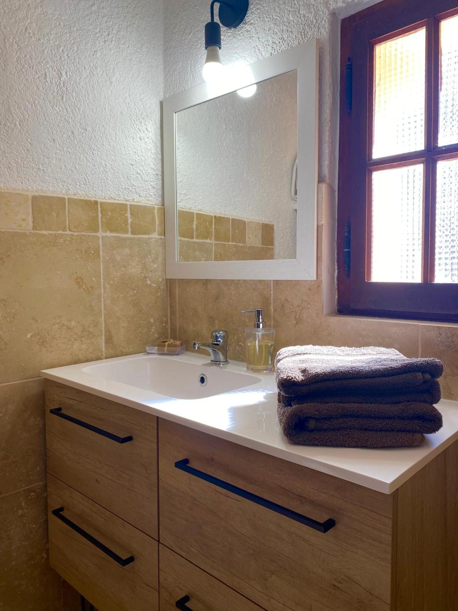 Holiday home La Magnanerie En Provence Niozelles