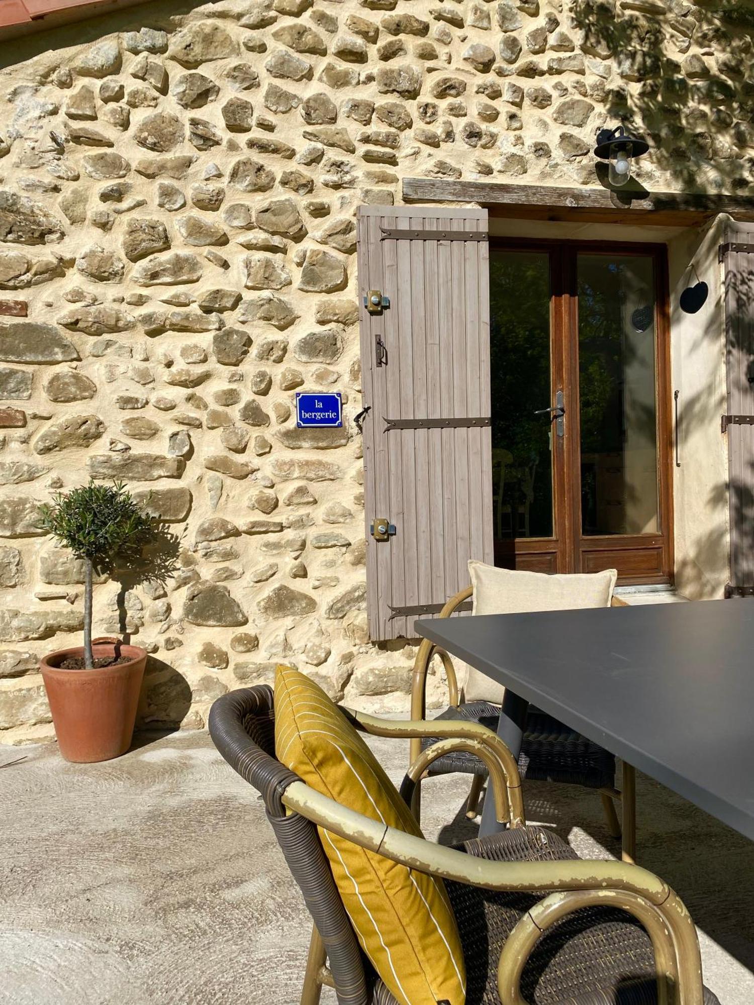 La Magnanerie En Provence